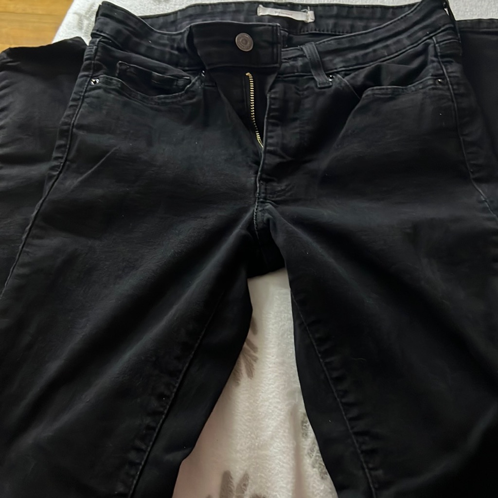 Levis 711 Skinnys